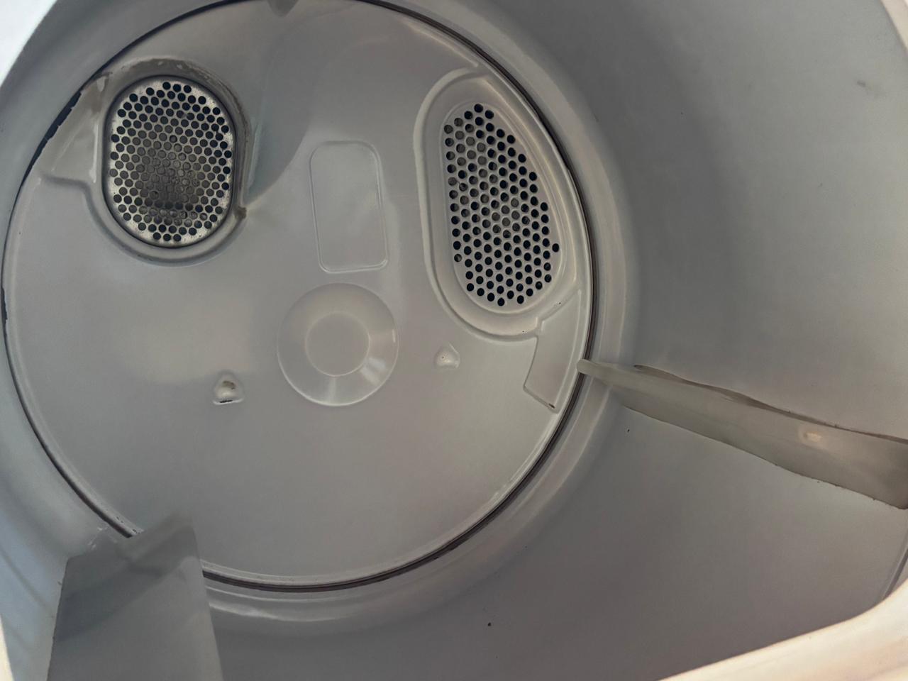 Whirlpool Tumble Dryer – Large Capacity – Excellent Condition