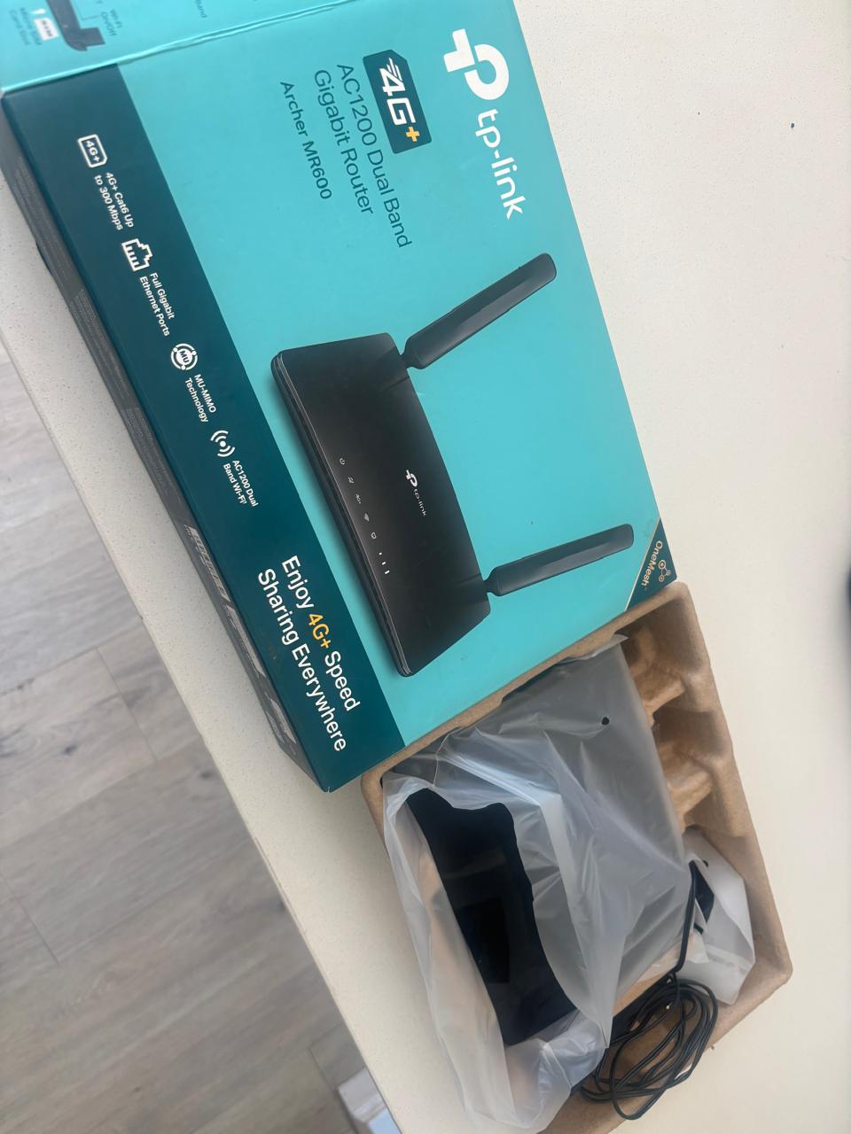 Fast & Reliable 4G+ WiFi Router Selling a TP-Link Archer MR600 AC1200 4G+ Dual Band Gigabit Router